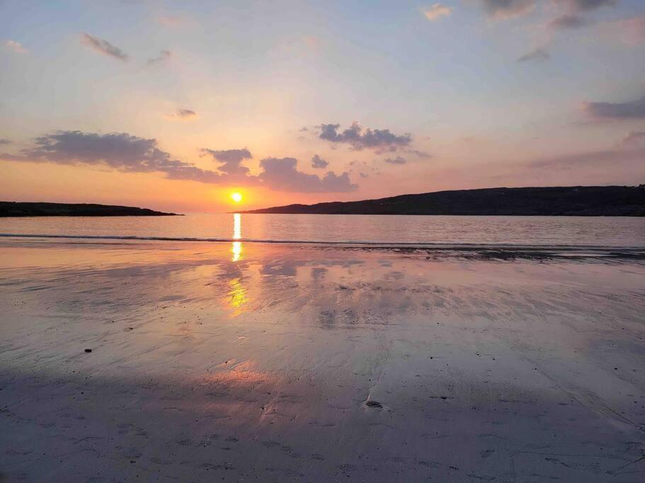 Roundstone Retreats Abbys Cottage Экстерьер фото
